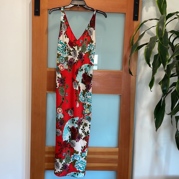 SOLD -3 Natori nightgowns - NWOT - Picture 10 of 13